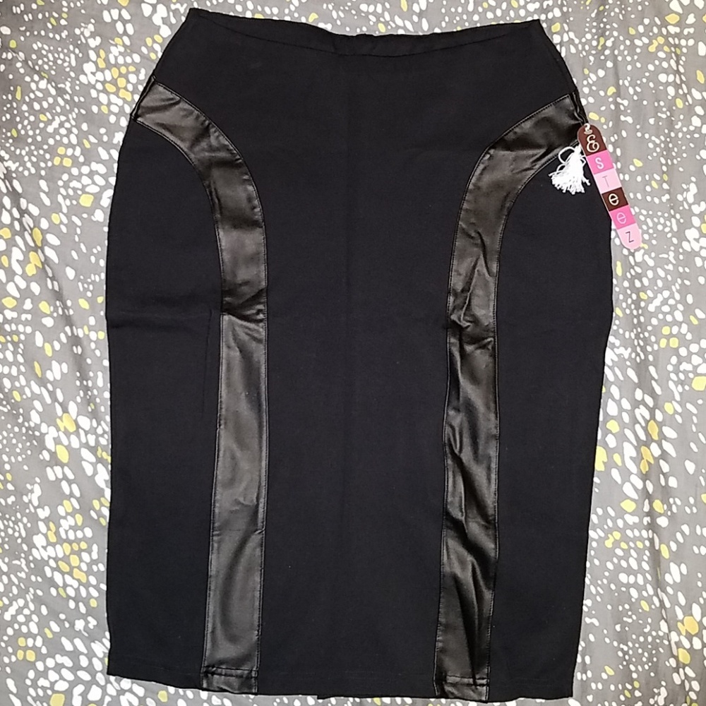 Knee length black pencil skirt with leather detail